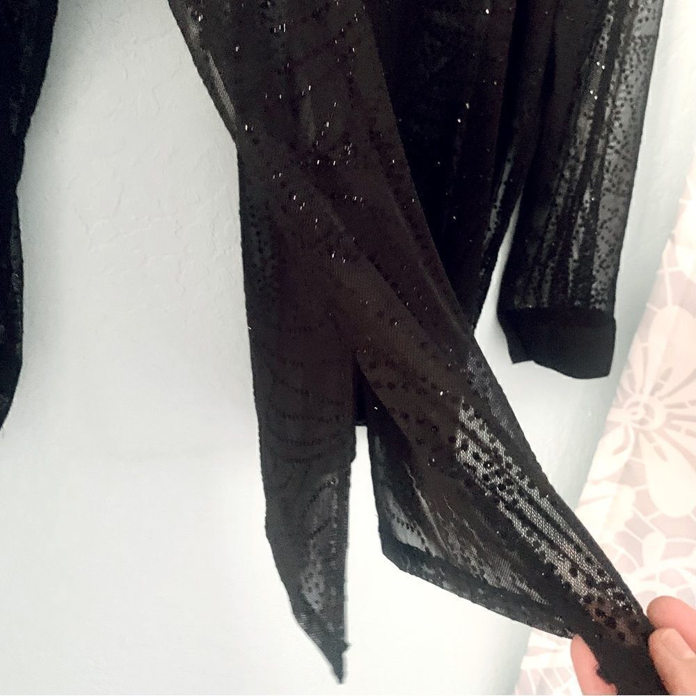 Chic Black Sheer Women's Blouse - Picture 6 of 11